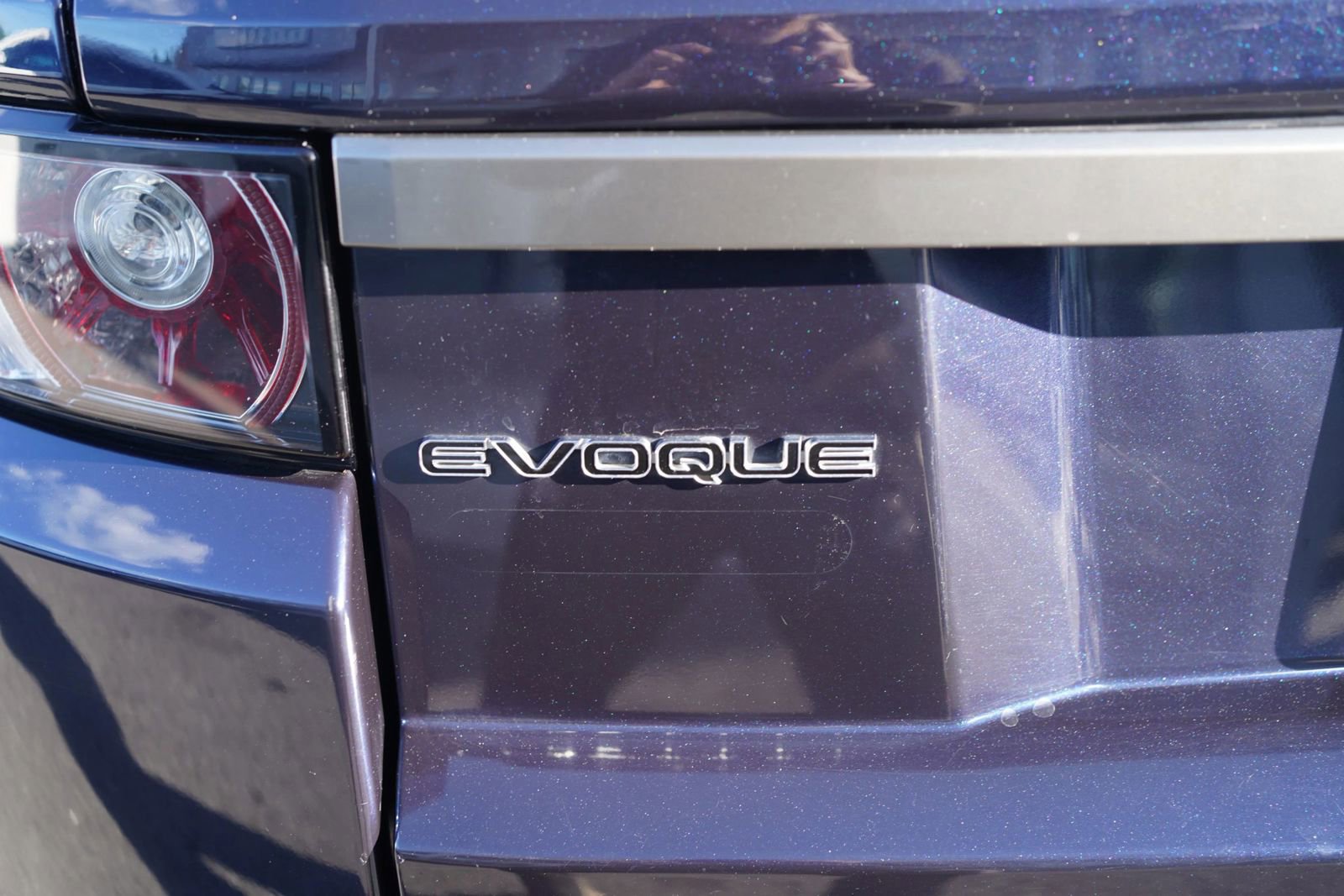 Used 2014 Land Rover Range Rover Evoque Pure Premium AWD/4WD image 14