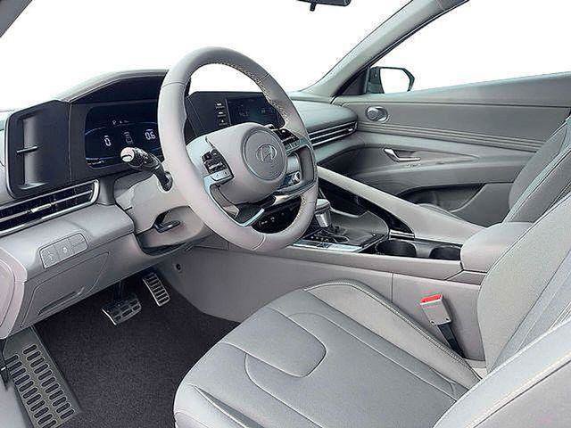 New 2026 Hyundai Elantra SEL Sport Premium FWD image 16
