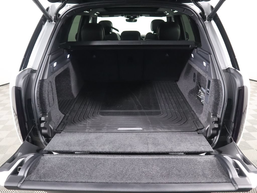 New 2026 Land Rover Range Rover SE AWD/4WD image 30