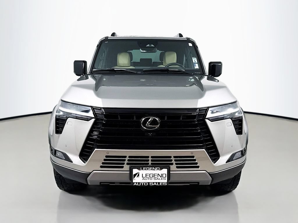 Used 2024 Lexus GX 550 AWD/4WD image 2