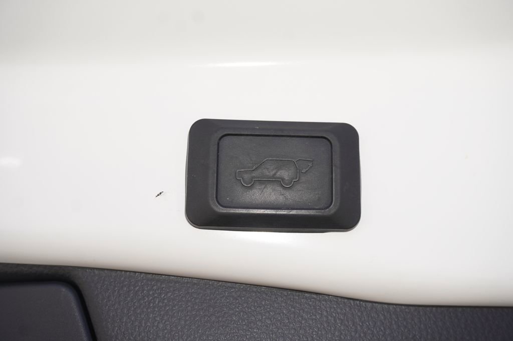 Certified 2024 Toyota RAV4 SE image 9