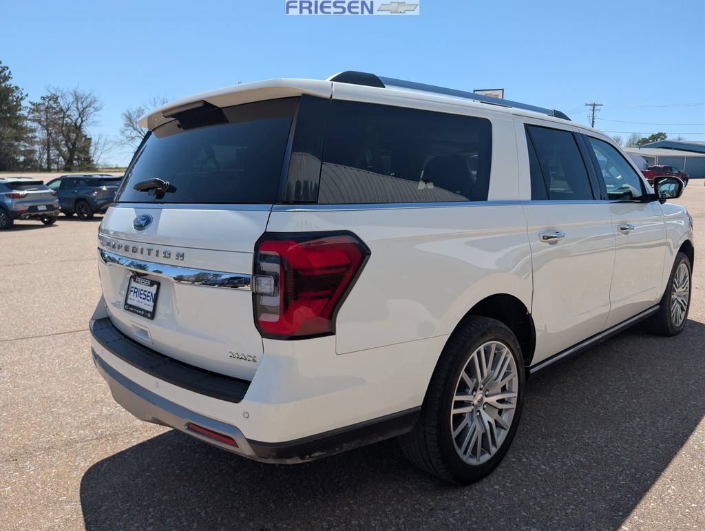 Used 2024 Ford Expedition Max Limited AWD/4WD image 5