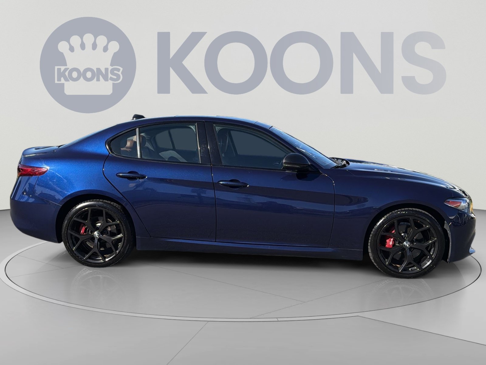 Used 2021 Alfa Romeo Giulia Ti w/ Nero Edizione AWD/4WD image 8