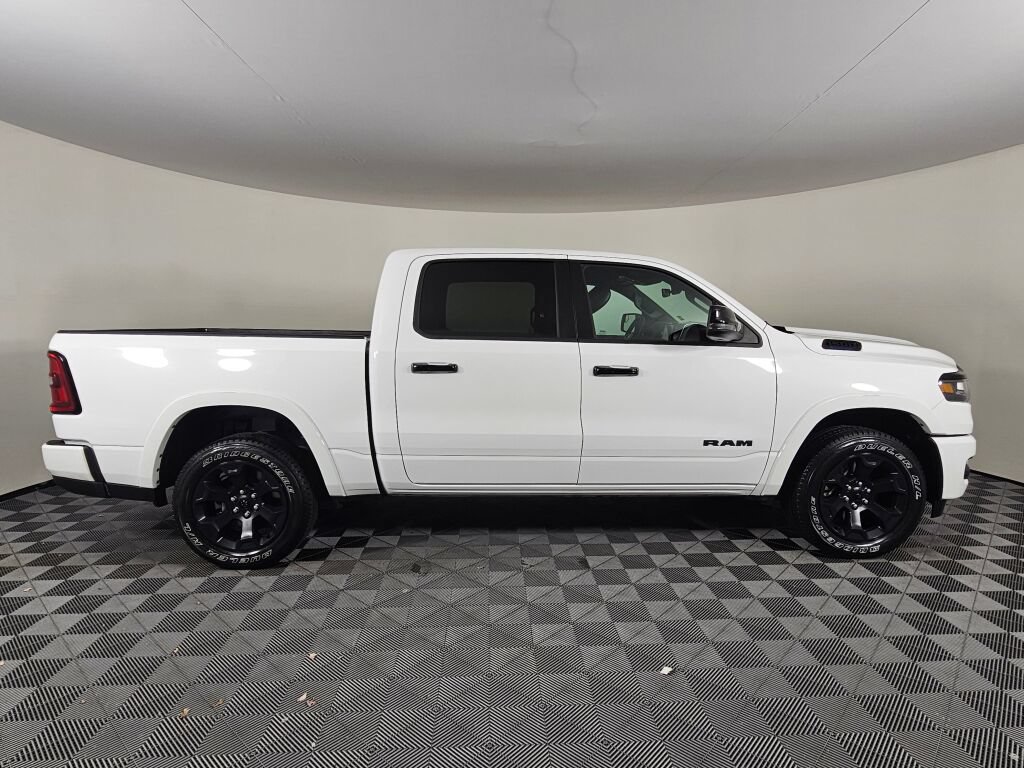 Used 2025 RAM 1500 Big Horn AWD/4WD image 2