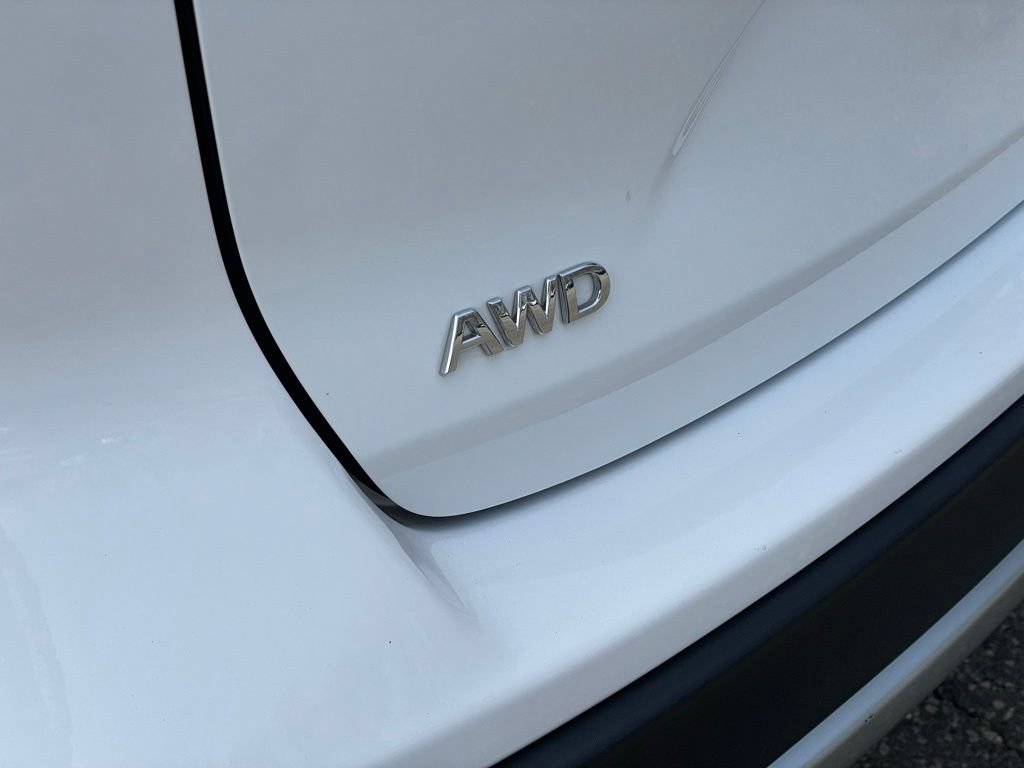 Used 2023 INFINITI QX50 Luxe AWD/4WD image 32