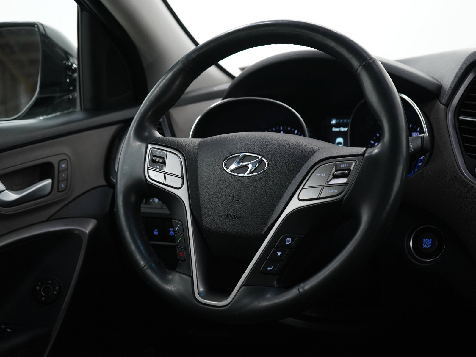 Used 2015 Hyundai Santa Fe GLS w/ Option Group 03 AWD/4WD image 14