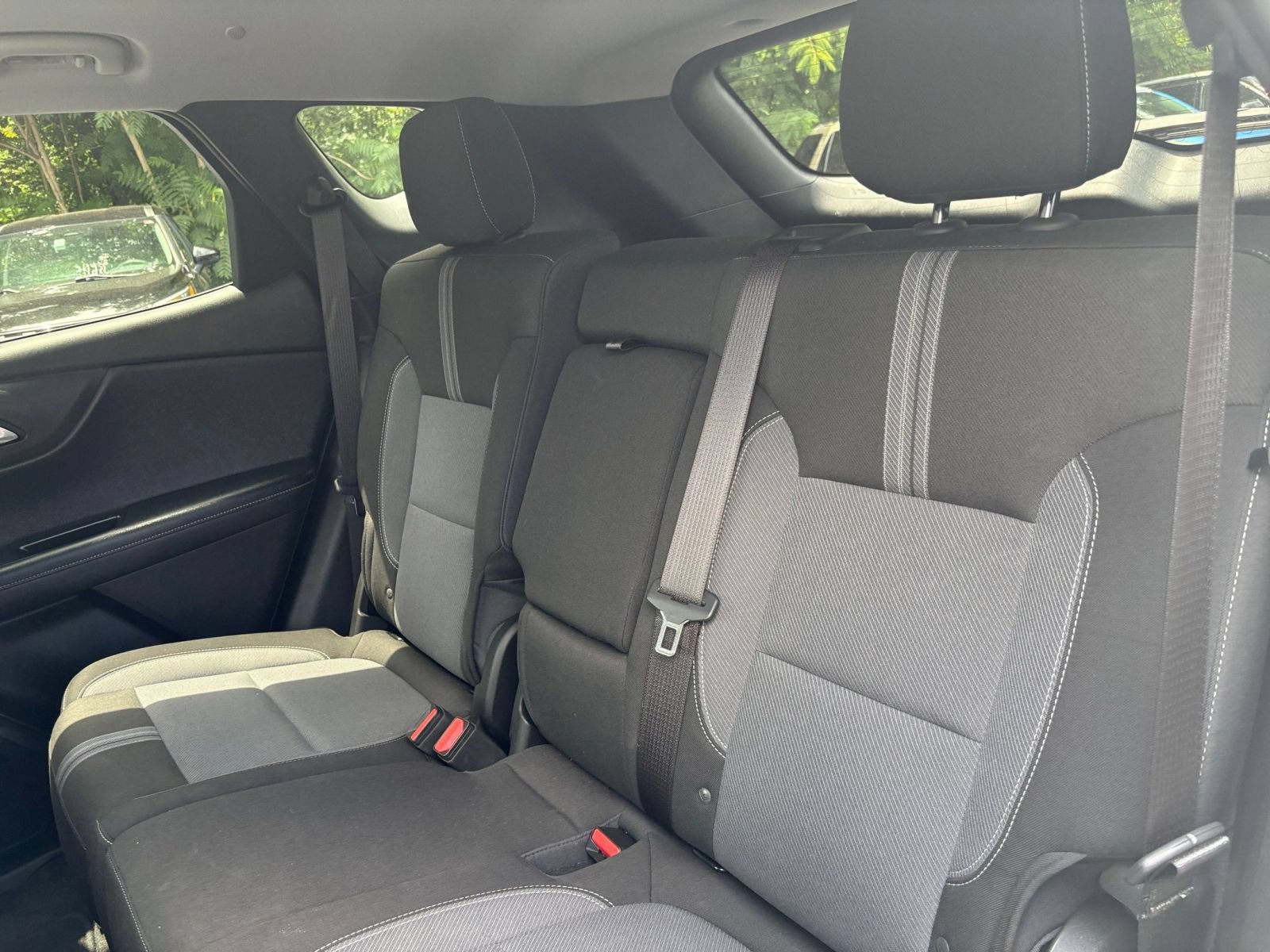Used 2025 Chevrolet Blazer LT FWD image 23