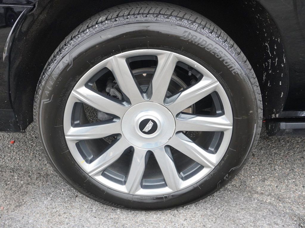 Used 2023 Cadillac Escalade ESV Premium Luxury Platinum w/ Heavy-Duty Trailer Package AWD/4WD image 27