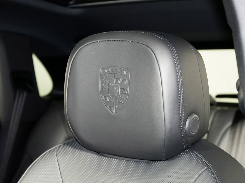 New 2026 Porsche Cayenne S AWD/4WD image 18