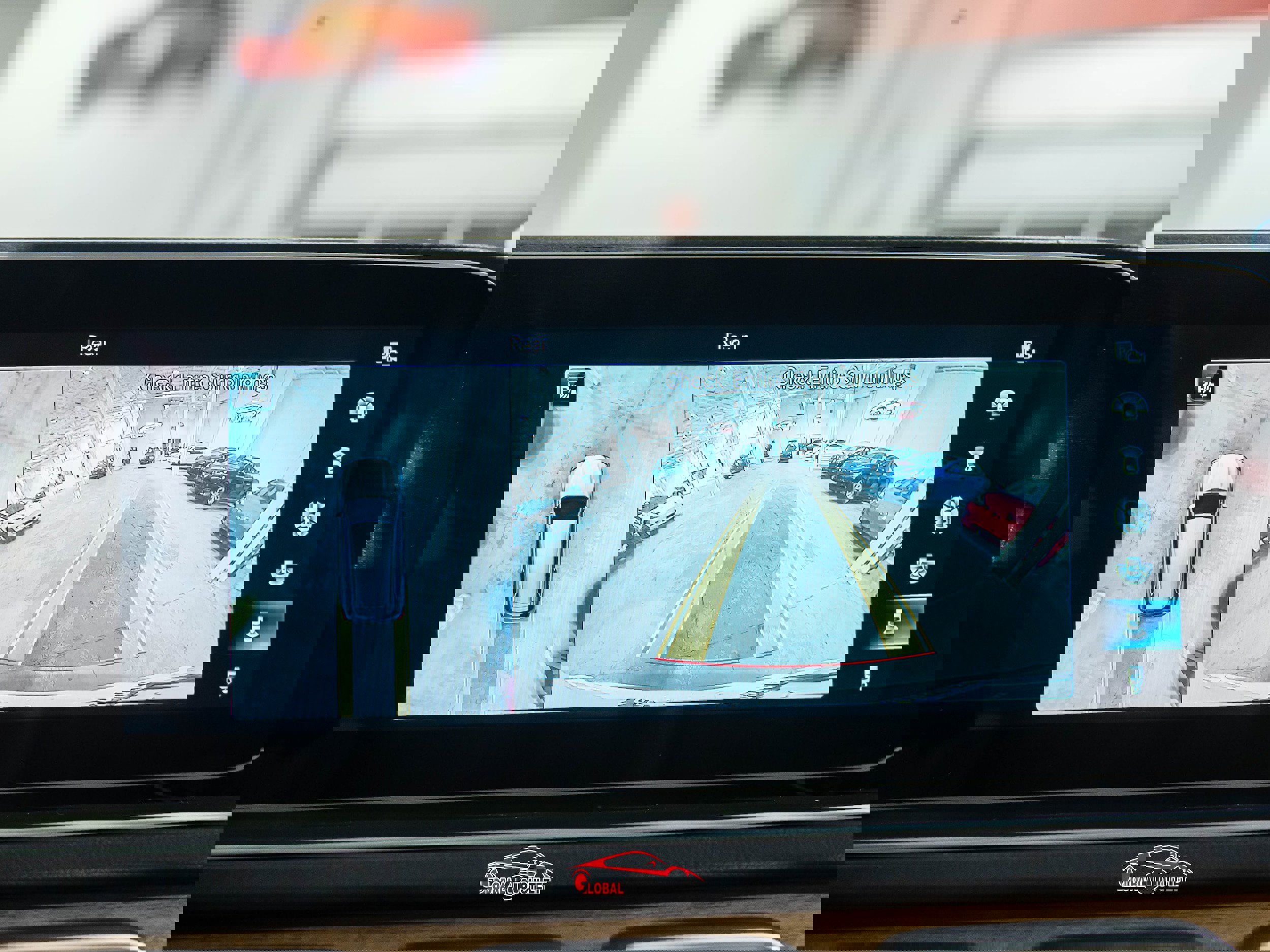 Used 2021 Mercedes-Benz GLS 450 4MATIC image 33