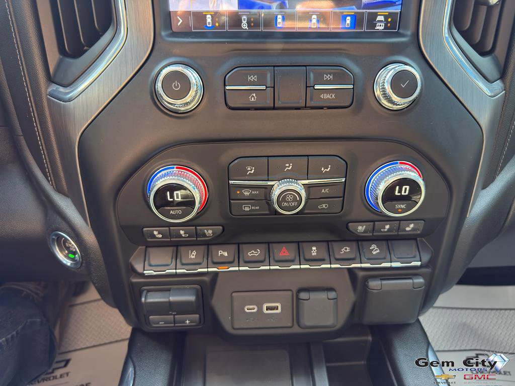 Used 2021 GMC Sierra 2500 Denali w/ Denali Ultimate Package AWD/4WD image 25