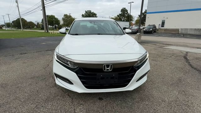 Used 2018 Honda Accord Sport image 3