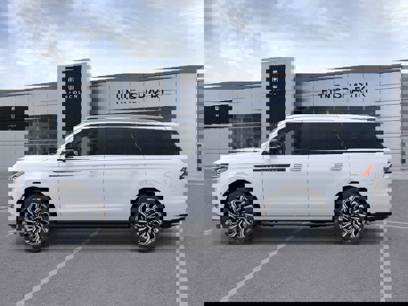 New 2026 Lincoln Navigator Black Label image 3