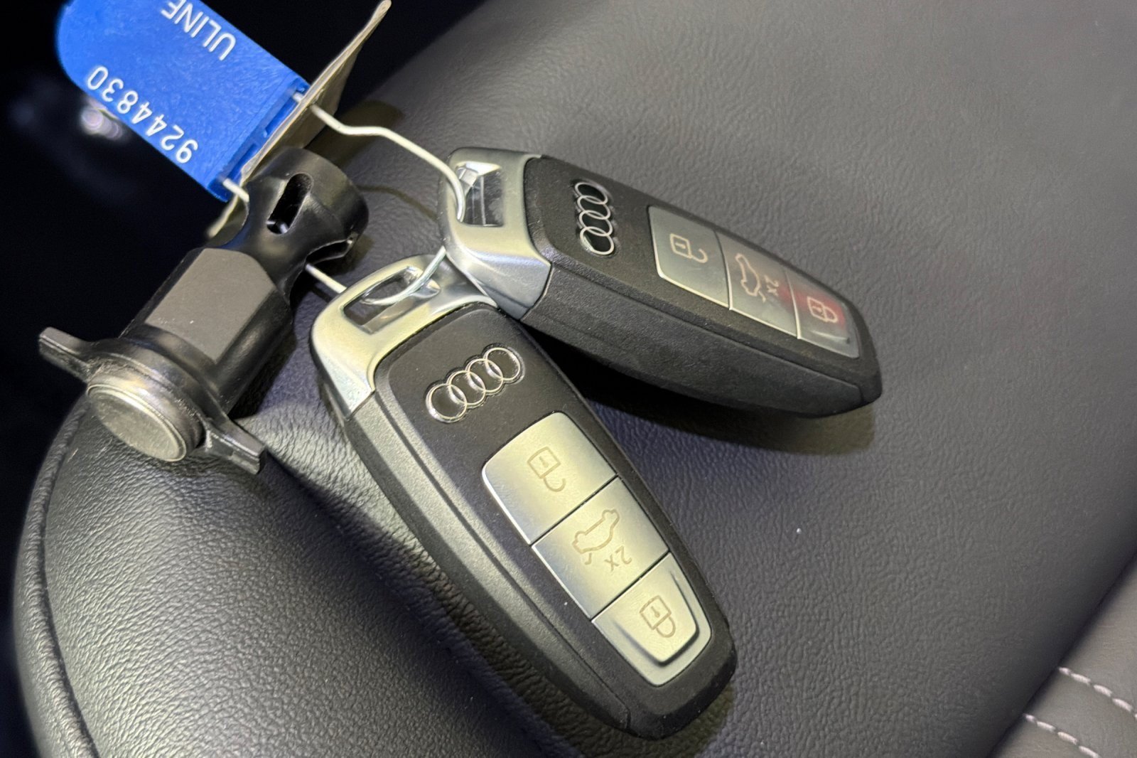 Certified 2024 Audi Q4 e-tron Premium w/ Convenience Package AWD/4WD image 23