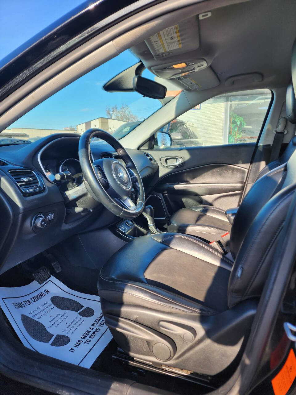 Used 2019 Jeep Compass Latitude FWD image 15