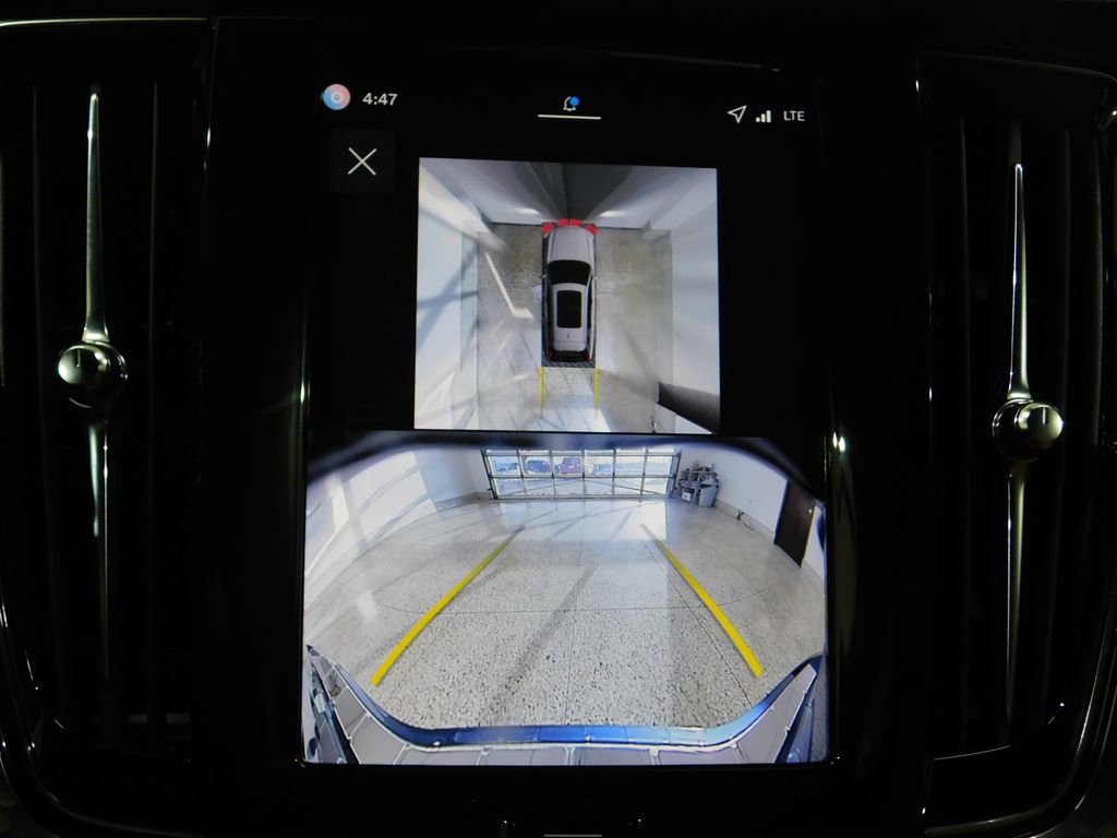 Used 2026 Volvo V90 B6 Cross Country Ultra image 49