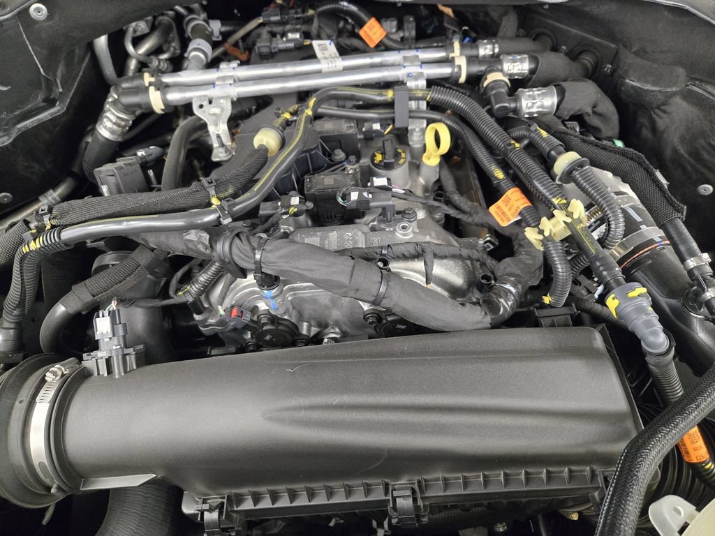 New 2026 Ford Explorer Active w/ Active Comfort Package RWD image 28