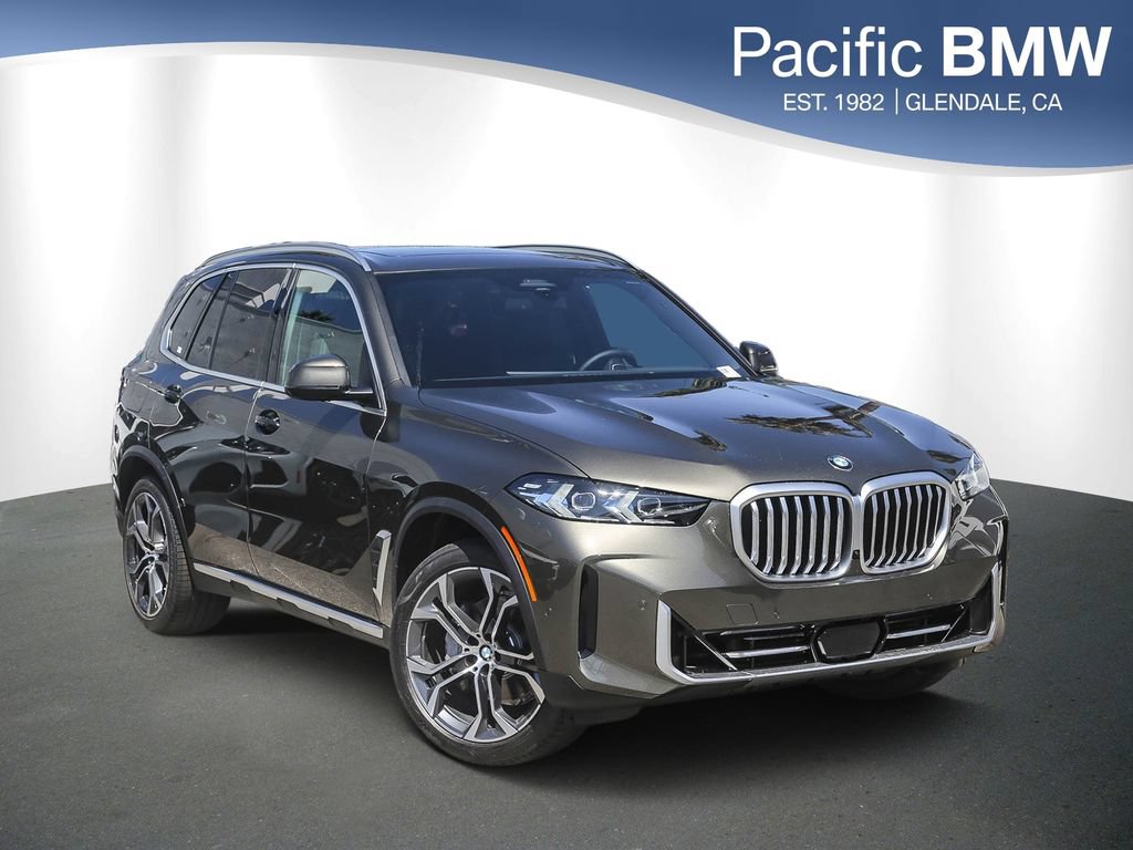 New 2026 BMW X5 sDrive40i w/ Parking Assistance Package