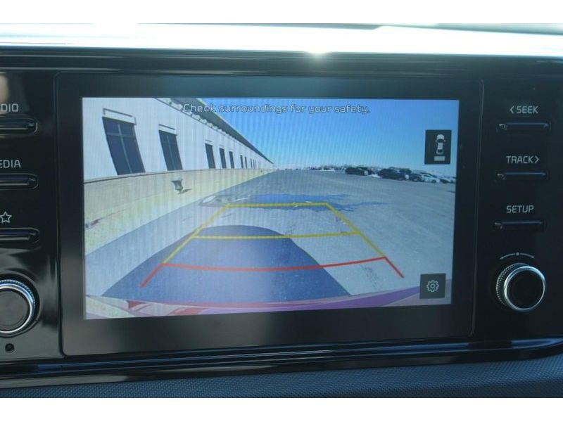 Used 2021 Kia K5 LXS image 22