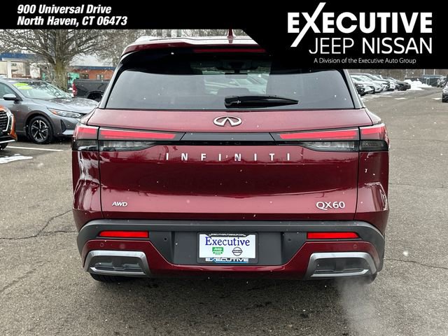Used 2024 INFINITI QX60 Sensory image 3