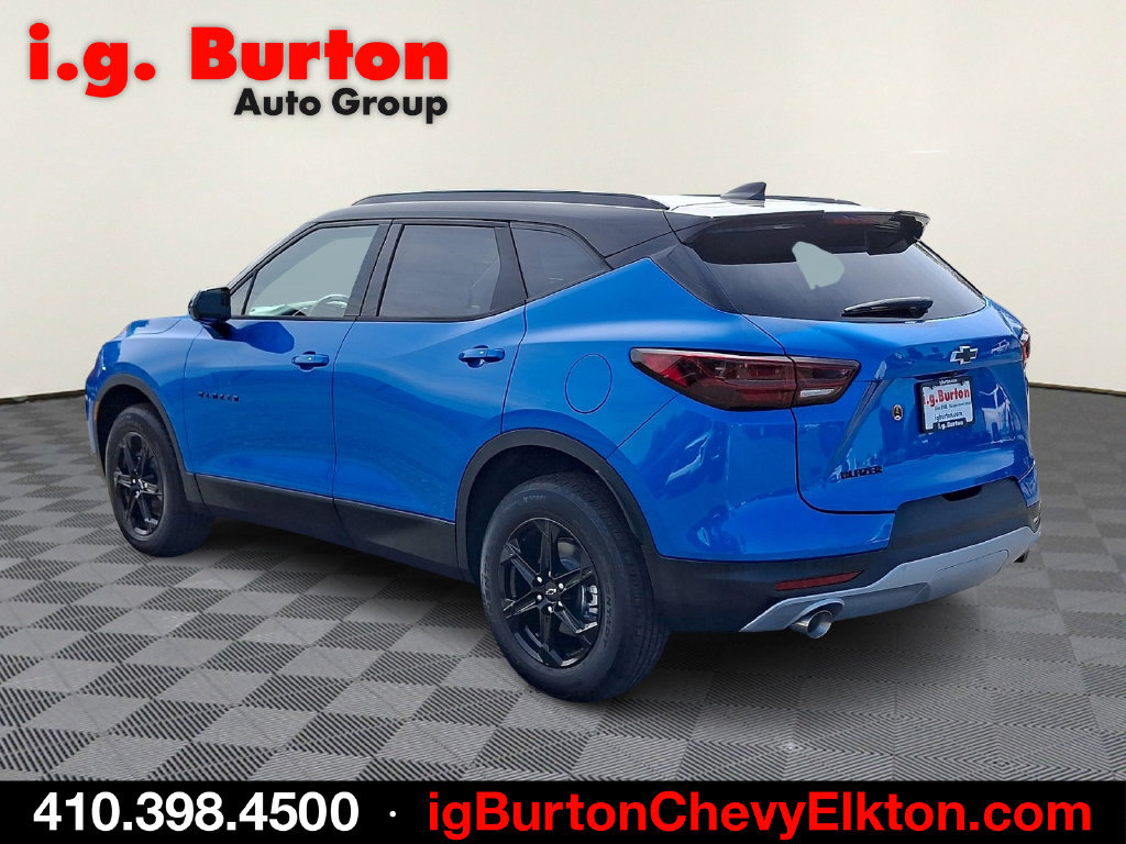 New 2026 Chevrolet Blazer LT w/ Convenience Package FWD image 3