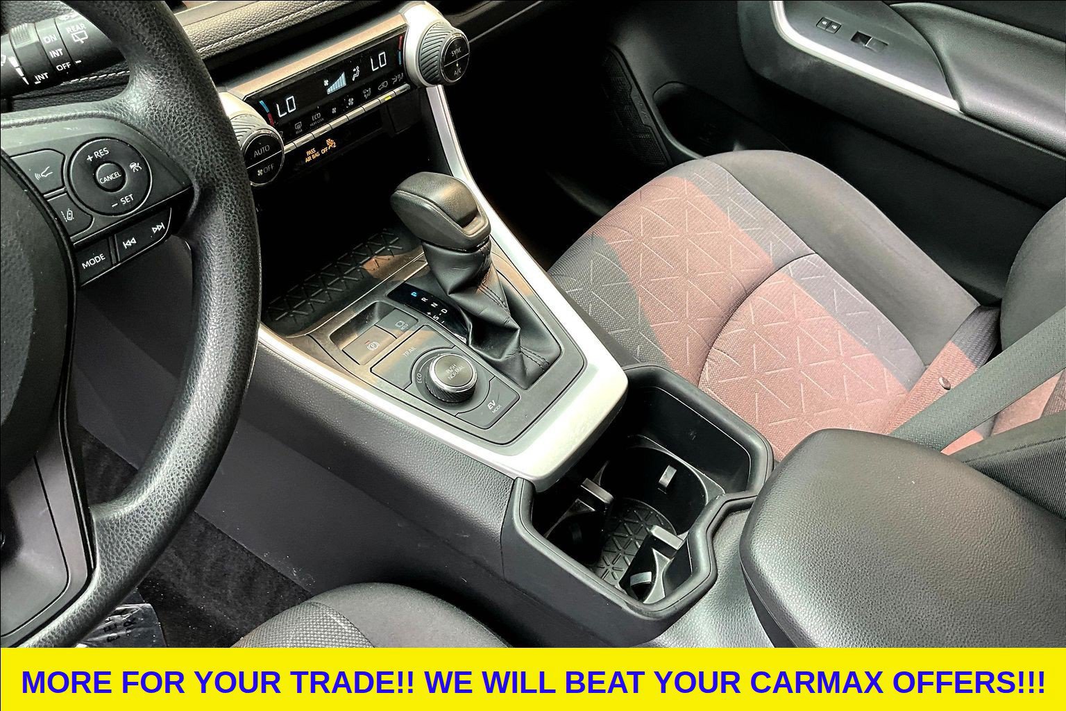 Used 2023 Toyota RAV4 XLE AWD/4WD image 18