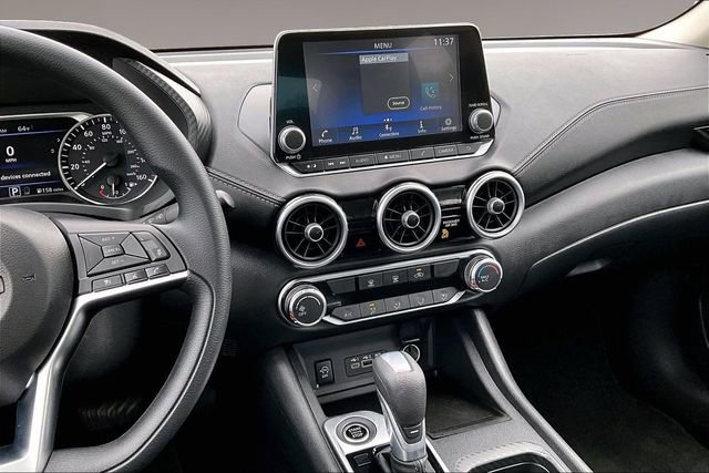 Used 2025 Nissan Sentra SV image 9