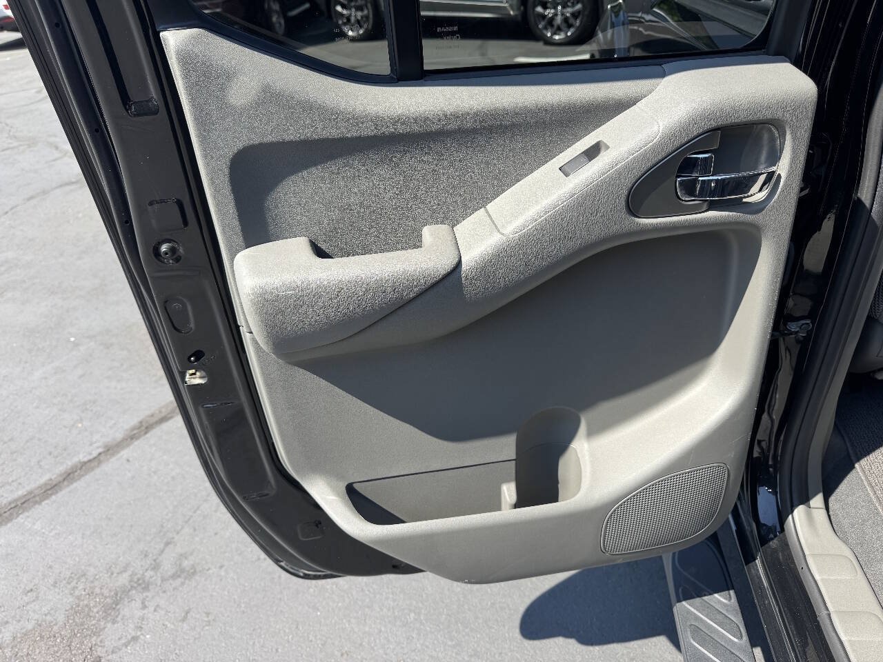 Used 2019 Nissan Frontier SV w/ Value Truck Package AWD/4WD image 14