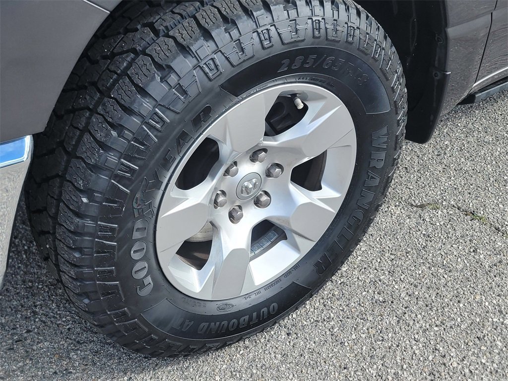 Used 2019 RAM 1500 Big Horn image 11