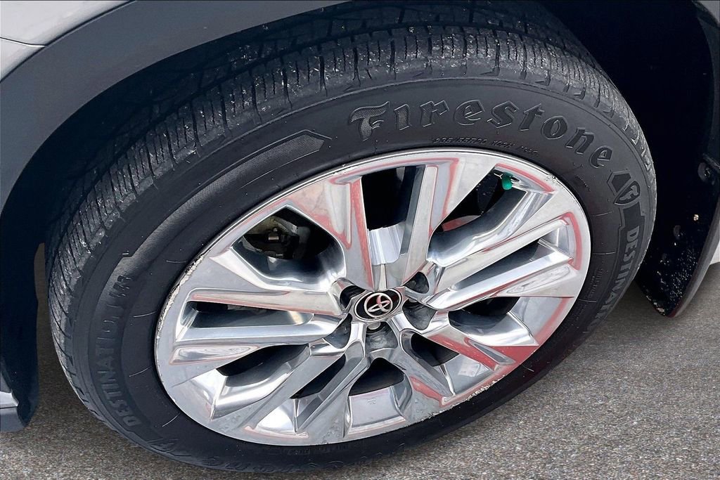 Certified 2021 Toyota Highlander Limited image 29