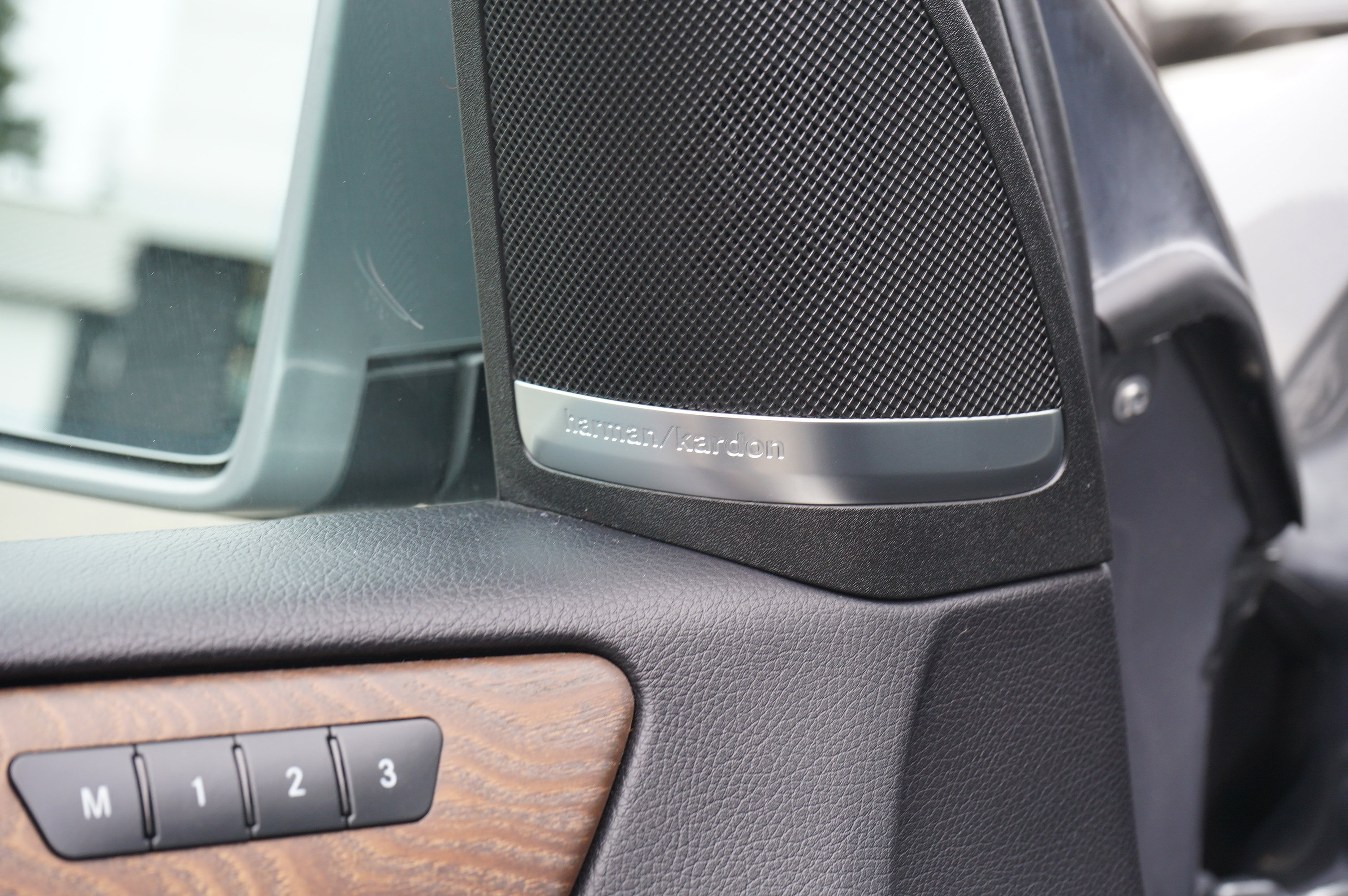 Used 2015 Mercedes-Benz ML 350 4MATIC image 17