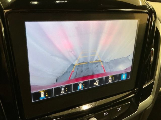 Used 2023 Chevrolet Traverse RS FWD image 27