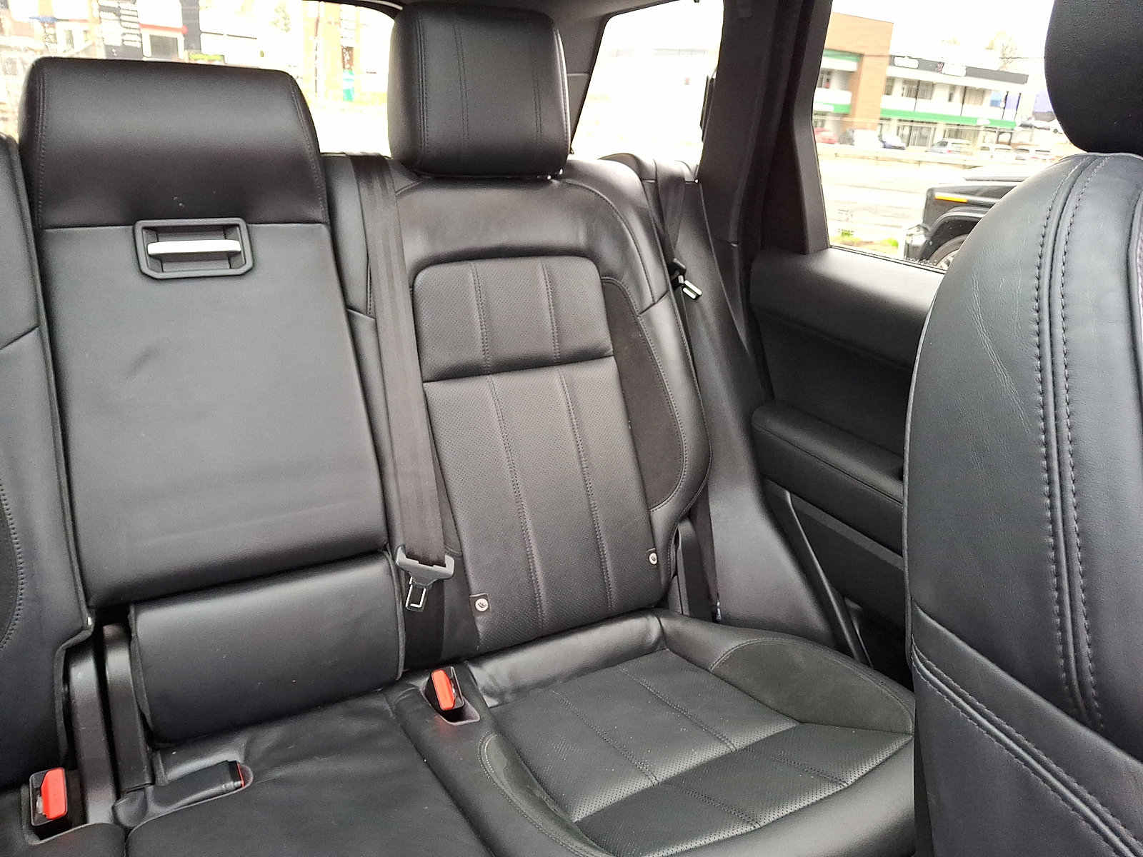 Used 2020 Land Rover Range Rover Sport HST image 22