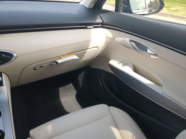 New 2026 Genesis GV70 2.5T Select AWD/4WD image 15