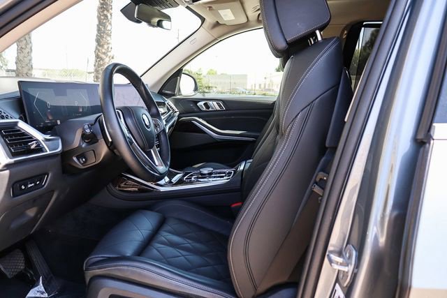 Used 2024 BMW X7 xDrive40i AWD/4WD image 18