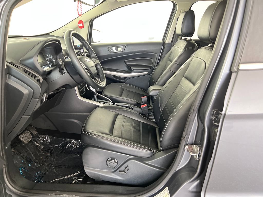 Used 2019 Ford EcoSport Titanium image 11