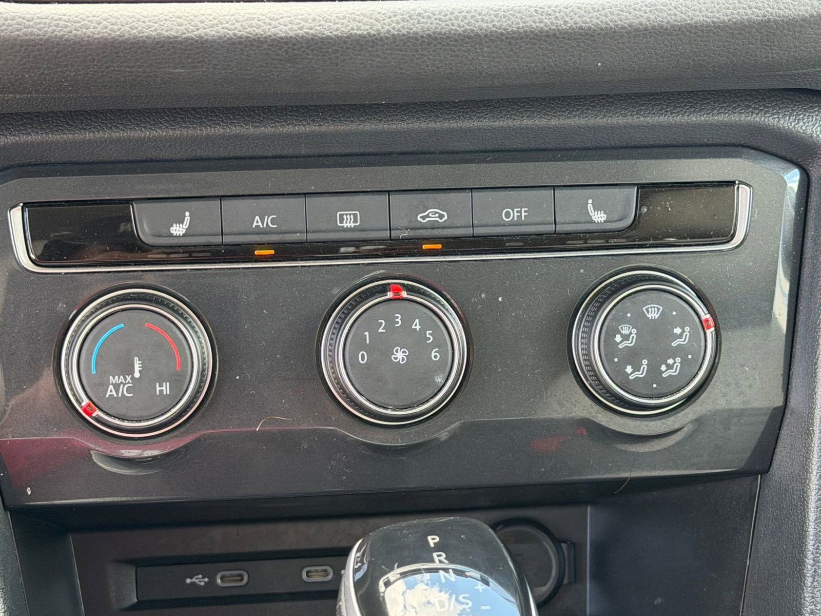 Used 2022 Volkswagen Tiguan S image 18