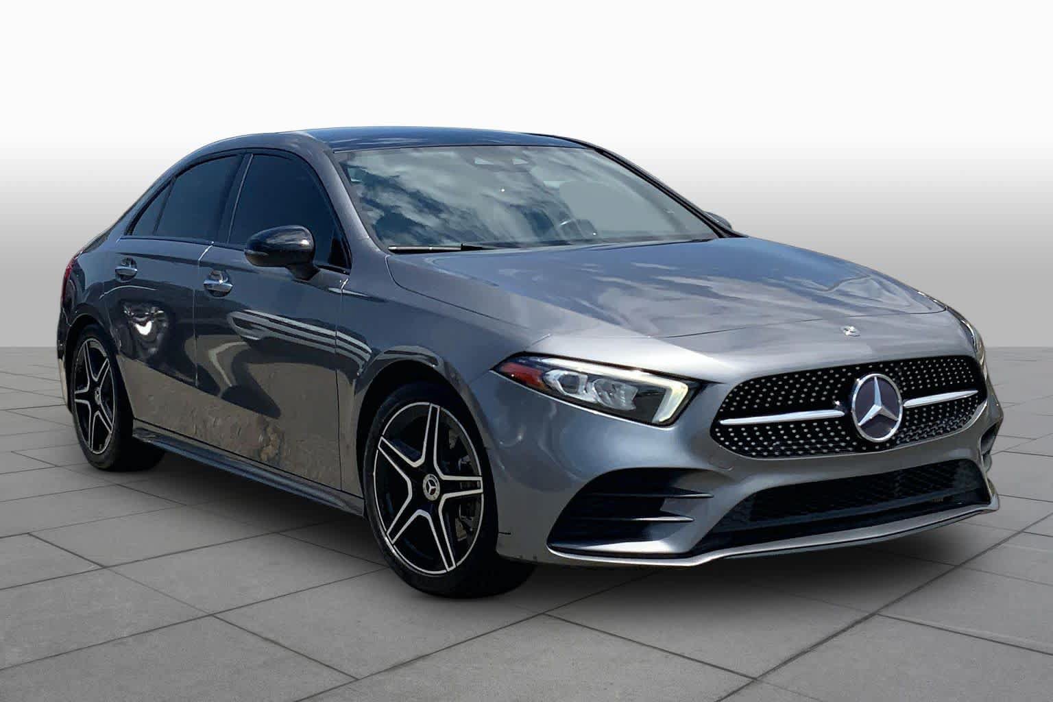 Used 2019 Mercedes-Benz A 220 image 3