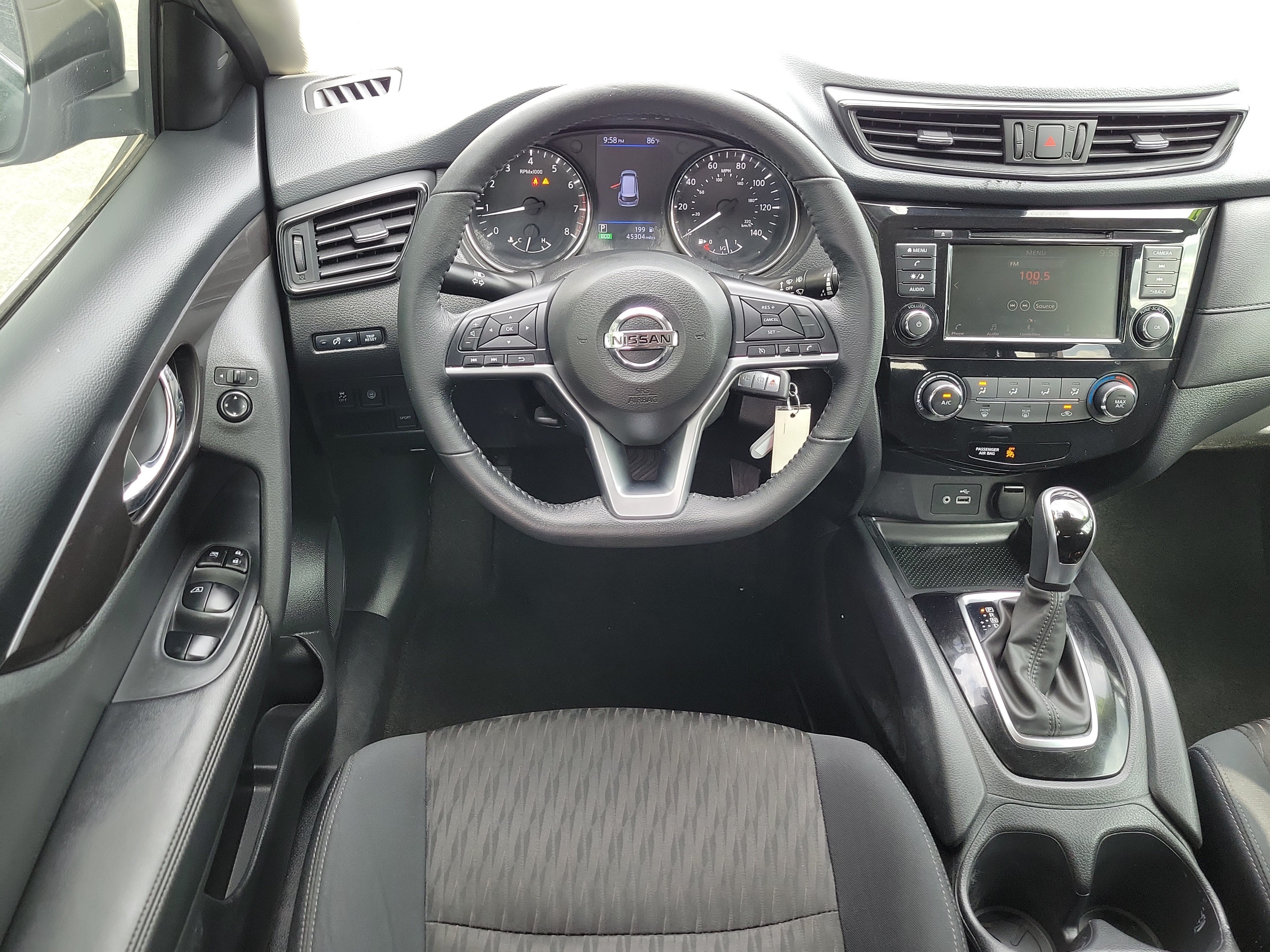 Used 2019 Nissan Rogue S w/ Special Edition Package FWD image 16