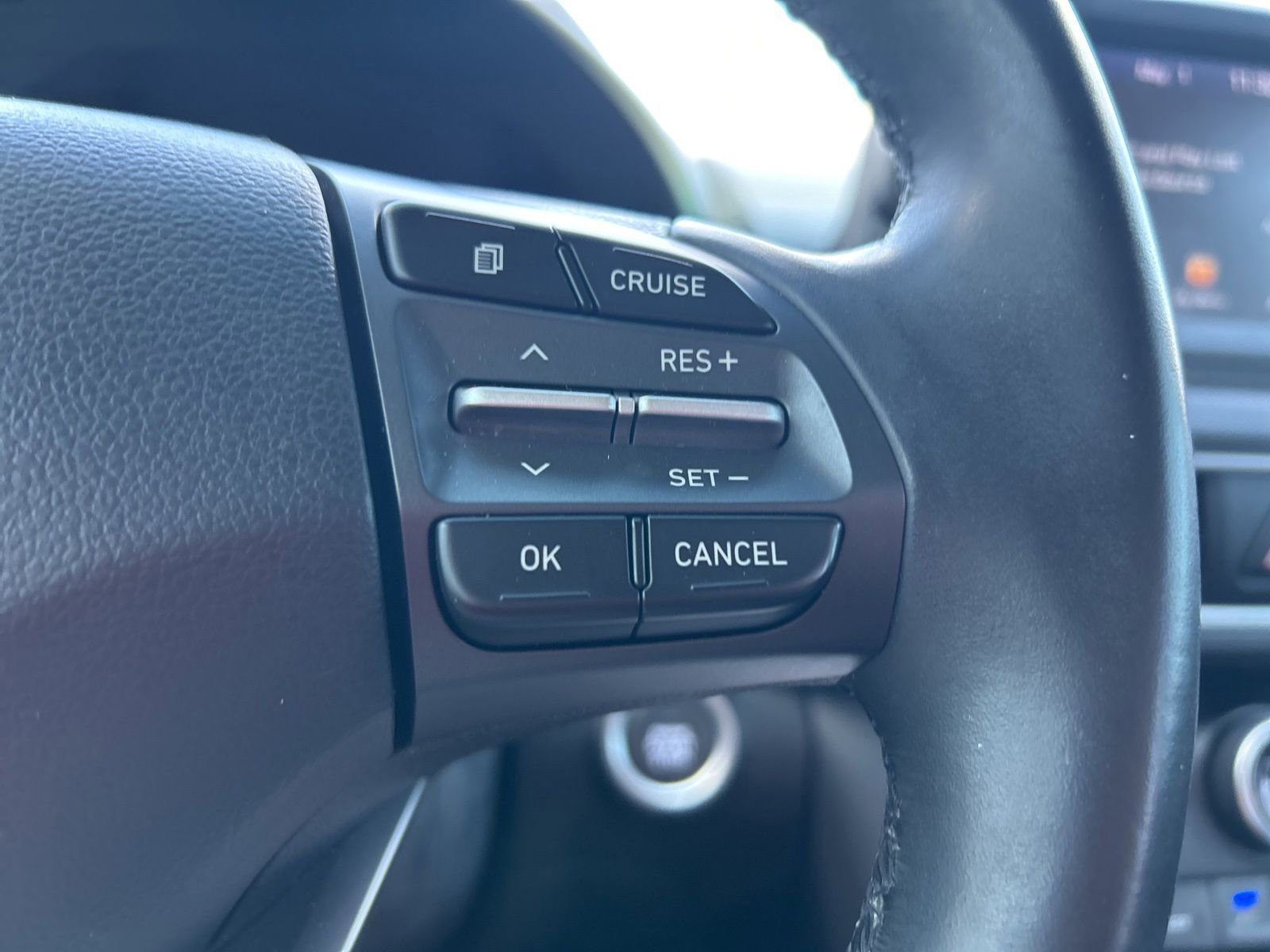 Used 2019 Hyundai Kona SEL w/ SEL Tech Package 02 FWD image 15