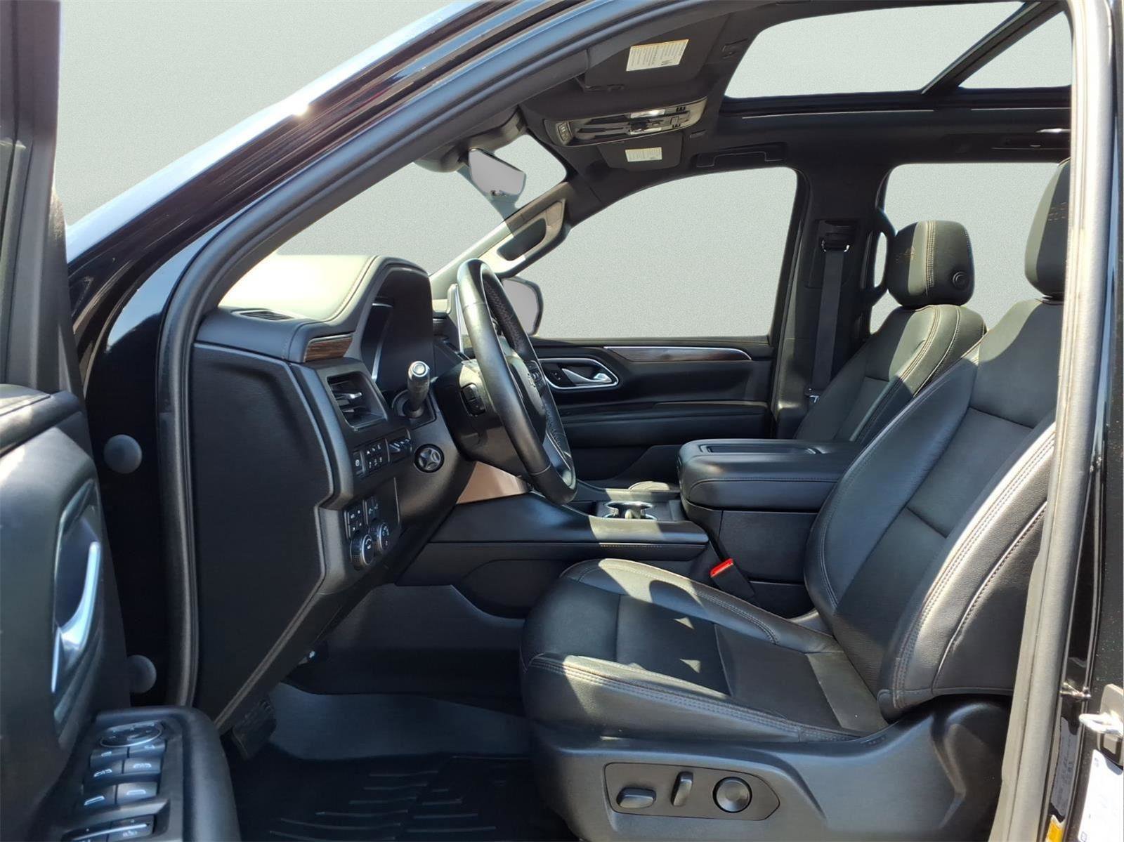 Used 2023 Chevrolet Tahoe High Country image 14