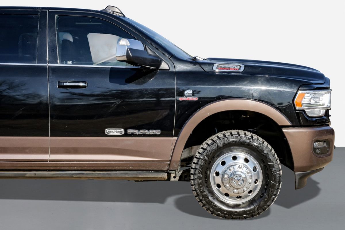 Used 2022 RAM 3500 Limited image 7
