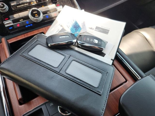 Used 2019 Lincoln Navigator L Reserve w/ Cargo Package AWD/4WD image 14