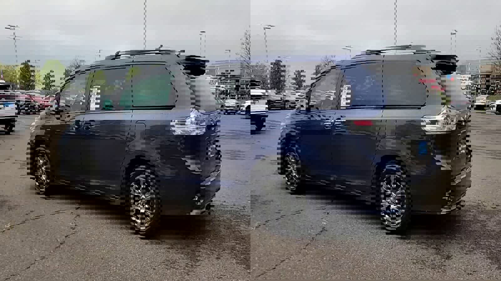 Used 2019 Toyota Sienna SE w/ SE Preferred Package AWD/4WD image 6