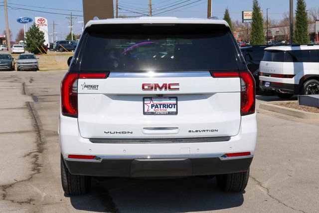New 2026 GMC Yukon Elevation image 4