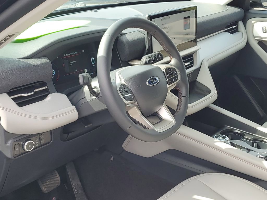 New 2026 Ford Explorer Active image 9