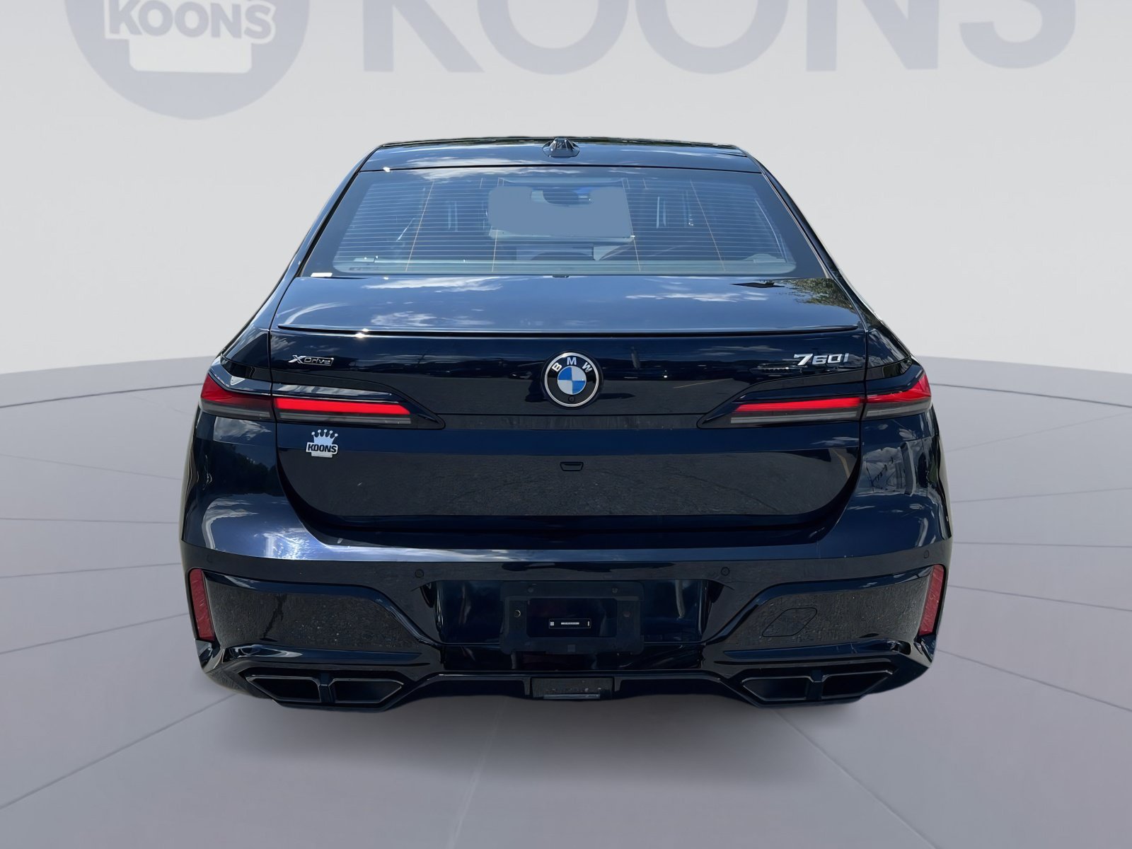 Used 2024 BMW 760i xDrive w/ Premium Package 2 AWD/4WD image 5