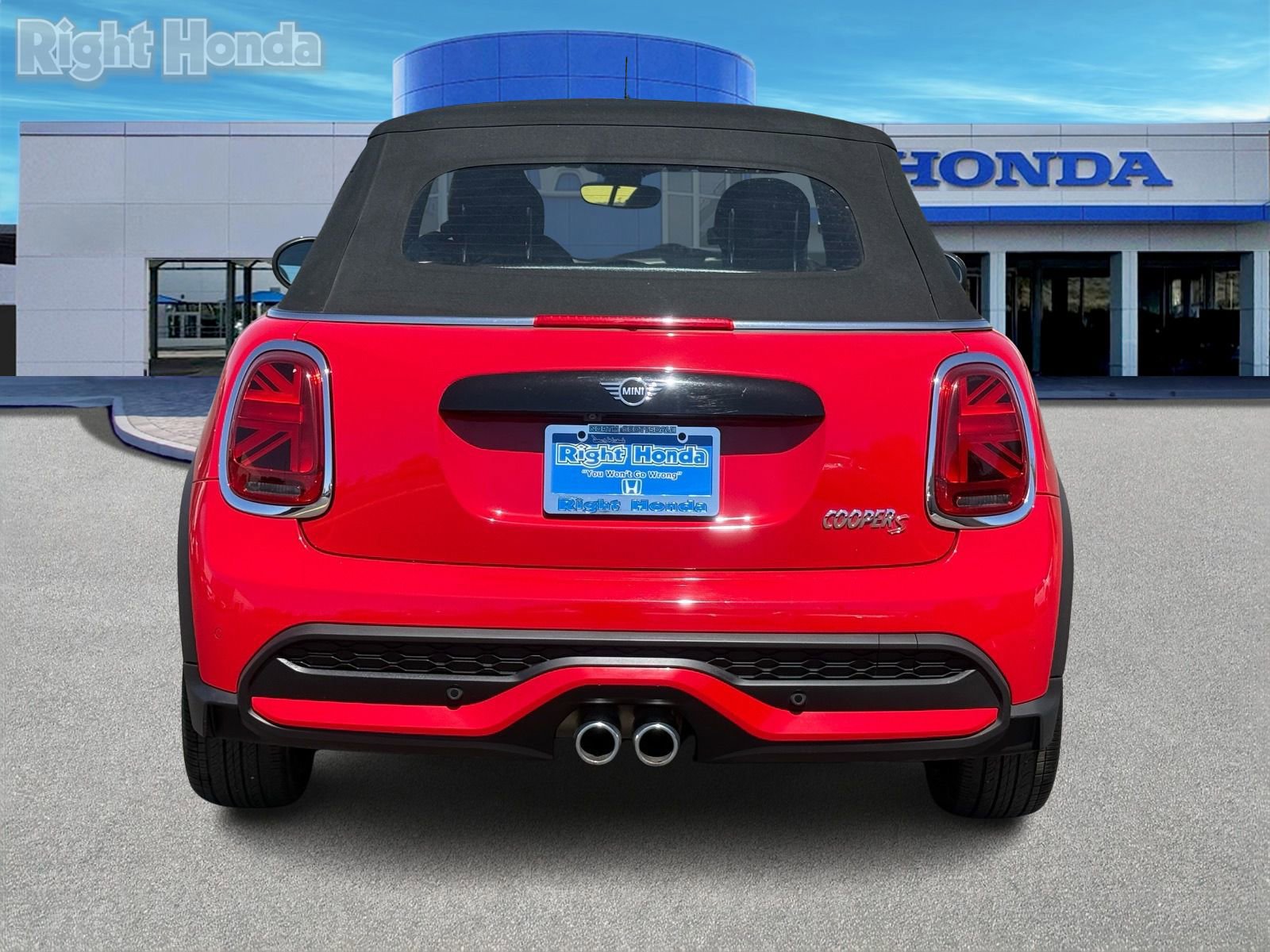 Used 2024 MINI Cooper S FWD image 7