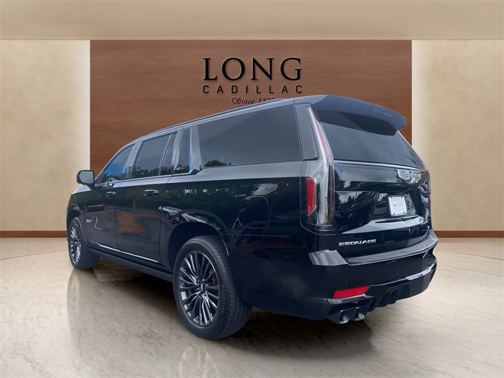 Certified 2024 Cadillac Escalade ESV V w/ Heavy-Duty Trailer Package image 3