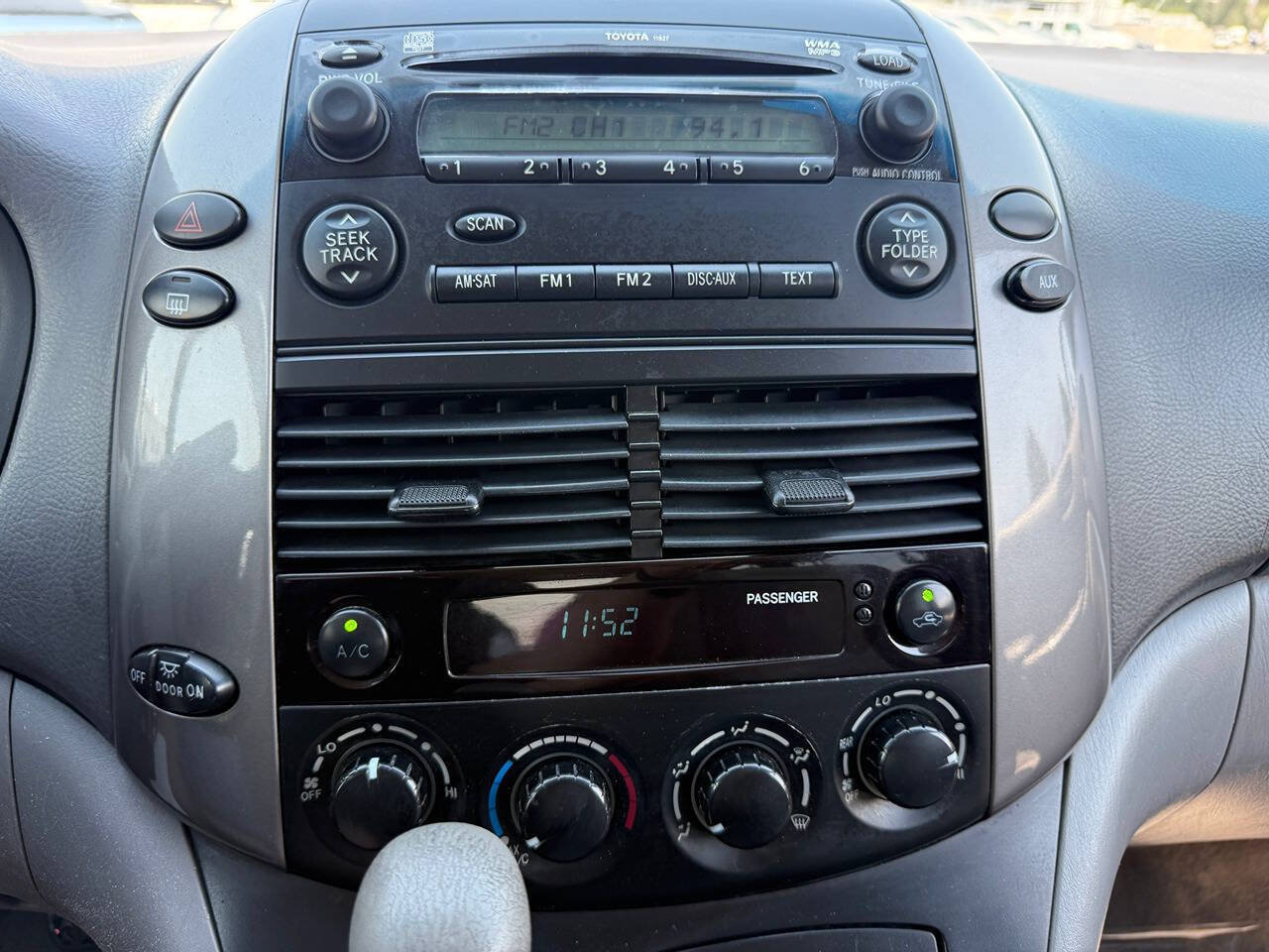 Used 2008 Toyota Sienna LE FWD image 34